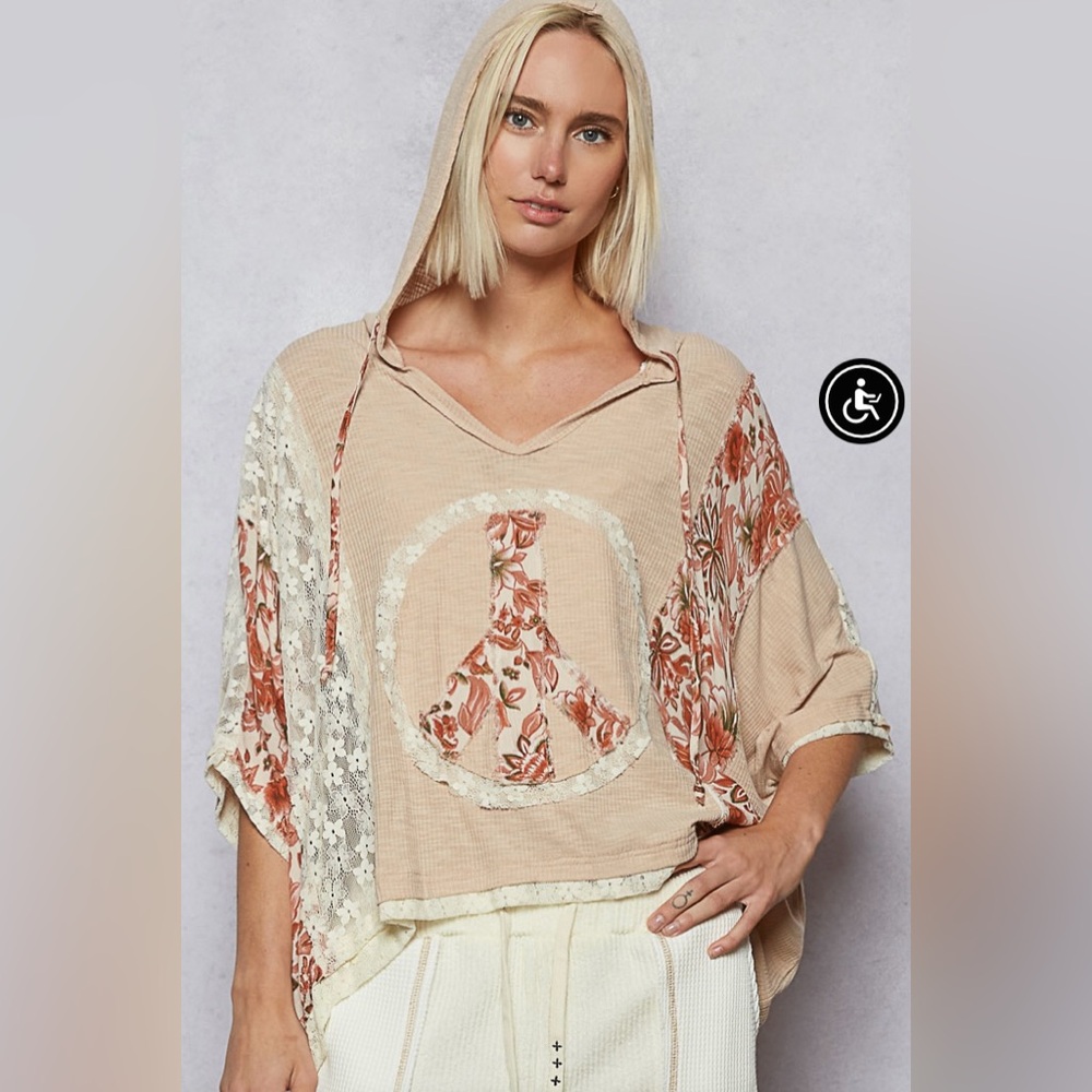 POL Floral Peace Sign Hooded Short Sleeve Tee in Beige and Cream